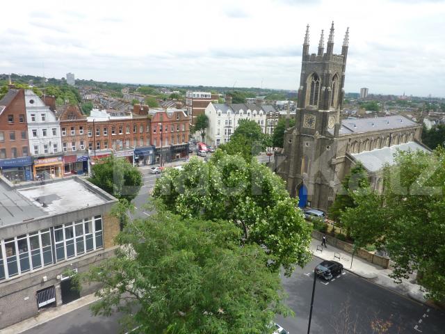 			2 Bedroom, 1 bath, 1 reception Flat			 Pemberton Gardens, HOLLOWAY